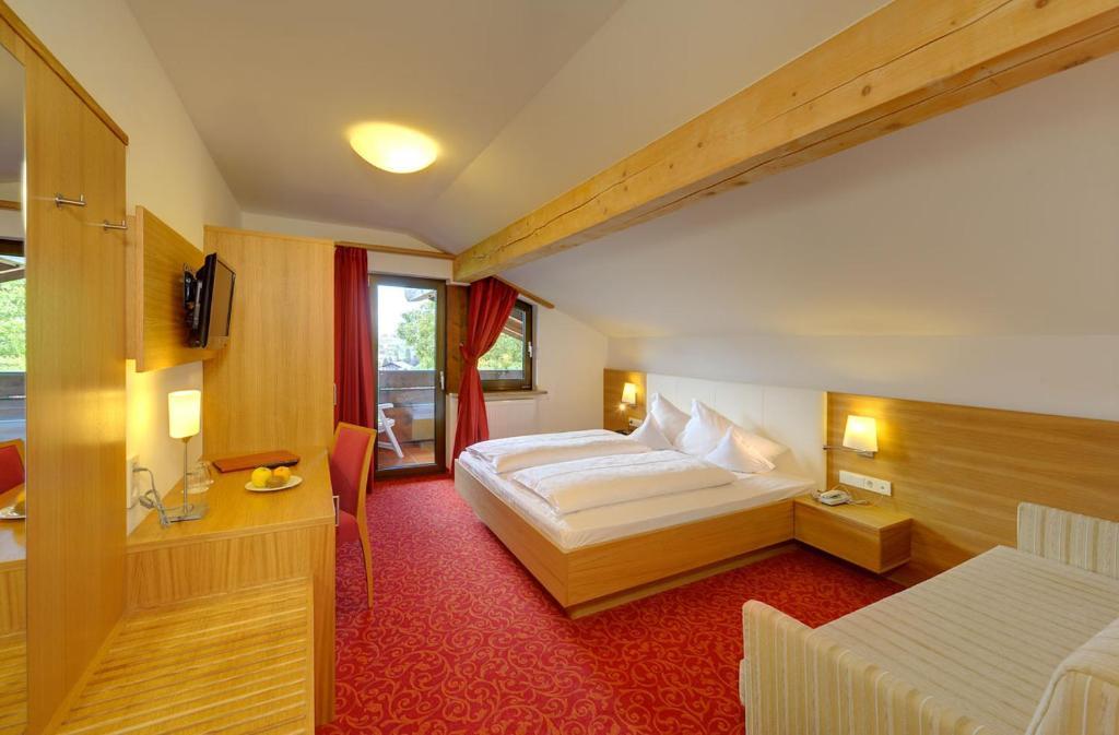 Hotel Laurin Lagundo Phòng bức ảnh