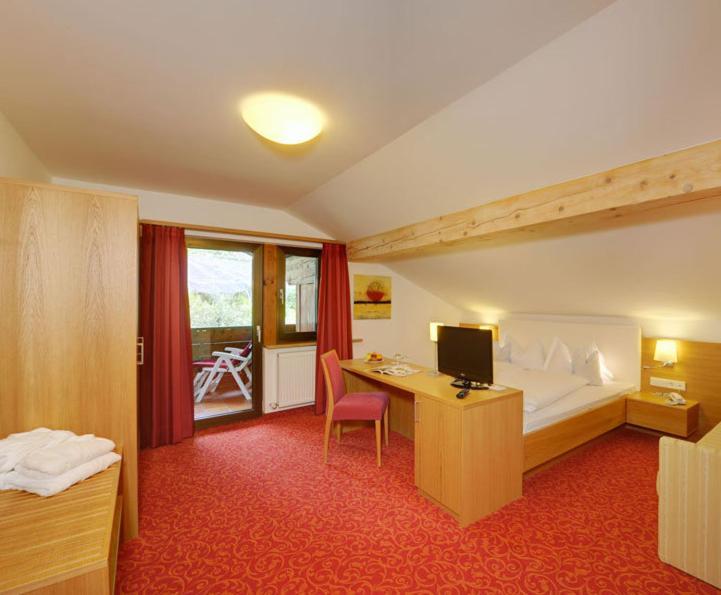 Hotel Laurin Lagundo Ngoại thất bức ảnh